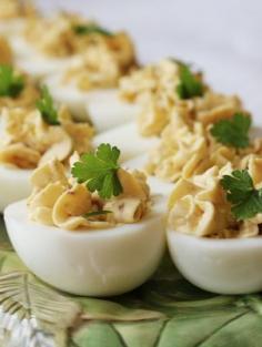 
                    
                        Bacon - Balsamic Deviled Eggs #recipe | RecipeGirl.com
                    
                
