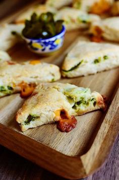 Jalapeño Cheddar Scones - Makes 32 Scones from The Pioneer Woman ( Use as Appetizer, Snack, or a Side Dish with soup or stew )