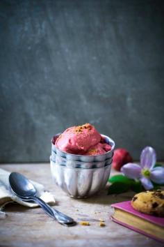 
                    
                        Strawberry Frozen Yogurt | Zucker Zimt und Liebe
                    
                