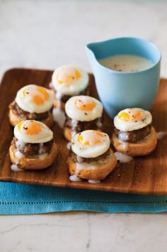 
                    
                        Tiny Eggs Benedict | 8 Tiny Comfort Foods You Can Eat In One Bite
                    
                