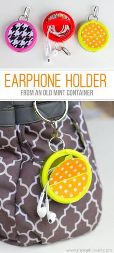 
                    
                        Make an EARPHONE HOLDER (...from a mint container) | via Make It and Love It
                    
                