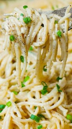 Homemade Creamy Four Cheese Garlic Spaghetti Sauce ~ The best white cheese Italian pasta sauce you’ll ever try... Four-Cheese Blend includes Mozzarella, White Cheddar, Provolone, Asiago cheeses.