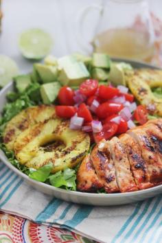 siracha lime chicken chopped salad   4 other delicious recipes in this weeks meal plan | Rainbow Delicious