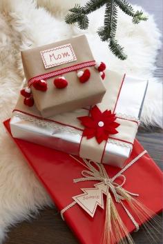 Christmas.. #giftwrapping #gift #wrap #present #giftwrap #giftwrapidea #giftpackaging