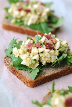 egg salad sandwich