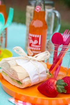 
                    
                        Packing the Perfect Picnic | Homes.com
                    
                