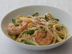 Creamy Linguine with Shrimp and Asparagus Recipe