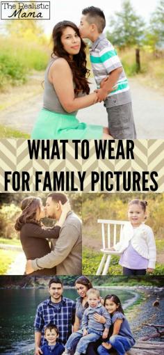 Love getting family portraits taken but I have the hardest time trying to decide what to wear for family photos.