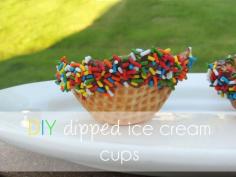 
                    
                        Quick and easy chocolate dipped ice cream cone cups! Perfect for summer!
                    
                