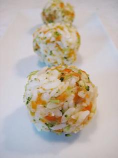 TODDLER FOOD!  Japanese Rice Balls Recipe !  The kids will eat veggies!