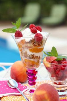 Peach  Raspberry Crisp Parfaits! Perfect summer dessert!