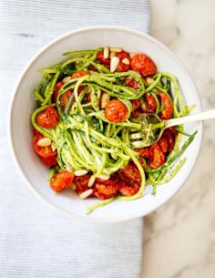 ZUCCHINI NOODLES WITH PESTO AND ROASTED TOMATOES via a house in the hills #raw #zucchini #pasta #noodles #health #healthy #eat #eating #food #recipe #dinner #meal