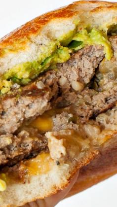 
                    
                        The Best Bacon Cheddar Stuffed Burger ~ How to make a perfect juicy burger. Stuffed with flavor filled center of cheddar cheese, onion, jalapeño, and bacon.
                    
                