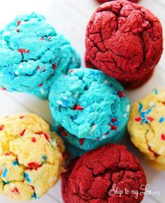 Last Minute Super Quick Fourth of July Cookies _ Mix cake mix together with oil and eggs. Make balls. I use a scoop to make this go even quicker. Bake at 350 for about 10 mins for small cookies like these or about 13 minutes for larger. Don’t over bake.