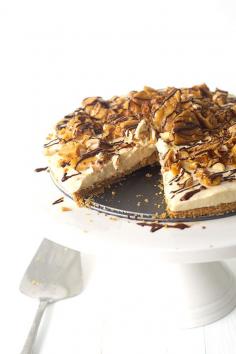 No Bake Caramel Cheesecake Slice with Peanut Brittle — Sweetest Menu