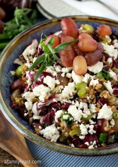 Farro Salad with Grapes, Goat Cheese and Tarragon Vinaigrette - A really delicious and healthy recipe from Weight Watchers.
