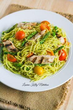 This healthy Spaghetti and Chicken in Creamy Avocado Sauce will be ready in under 30 minutes—it's the perfect weeknight meal for your whole family!