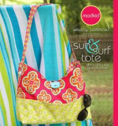 
                    
                        Sun & Surf Tote | YouCanMakeThis.com
                    
                