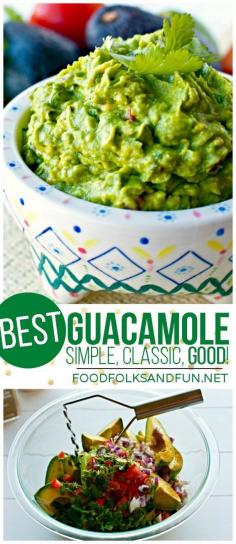 Guacamole Recipe – The Best EVER! This recipe is the best because it’s simple, classic, and downright good! It’s also a quick & easy recipe! #CAavoSeason