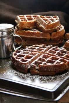 Yummy Christmas morn: Gingerbread Waffles