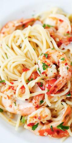 Spicy Shrimp Pasta- the easiest and best shrimp pasta with chili flakes, in a buttery and lemony garlic herb sauce, takes 20 mins!