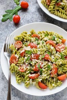 Super Food Avocado Pesto Pasta. #avocado #pasta #recipe #dinner