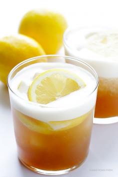 
                    
                        Maple Whiskey Sour -- naturally sweetened, and so refreshing! | gimmesomeoven.com
                    
                