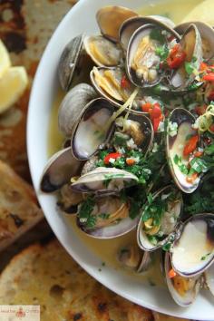 Wine and Butter Steamed Clams Recipe