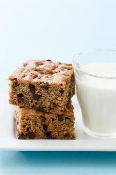 
                    
                        Chocolate Chip Banana Bread Blondies, perfect for breakfast OR dessert!
                    
                