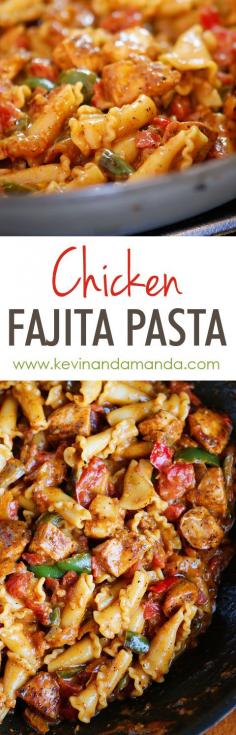 This Creamy Chicken Fajita Pasta Recipe | Mexican Food | Everything cooks in one pan (even the noodles!) and it's done in 15 minutes. So, so good!!
