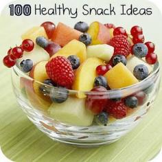 100 Healthy Snack Ideas to help you reach your weight loss goals! (Also includes printable version so you can put it on your fridge to remind you)  |  Six Sisters' Stuff