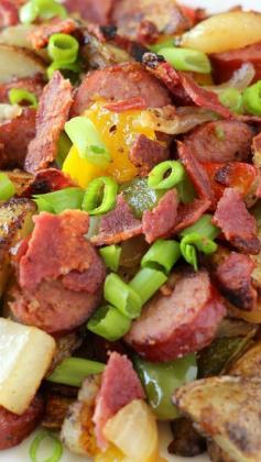 Beef Kielbasa & Potato Skillet ~ A hearty delicious meal. On your table within 30 minutes and only uses one skillet, this dish makes cooking and cleaning a breeze.