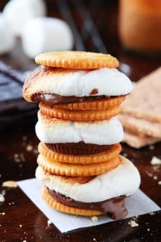 Featured in Backyard Party Ideas from Gooseberry Patch: S'more Party from Kevin & Amanda