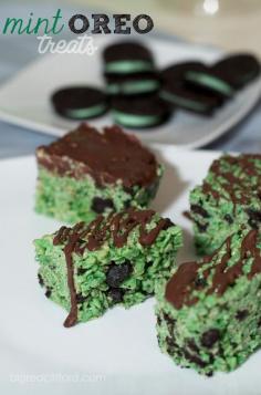 Mint Oreo Rice Krispies Treats