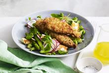 Chicken breast strips with asparagus & haloumi salad