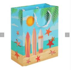 OEM Gift Bag Printed Summer Beach Party Goodie Candy Paper Gift Treat Bag
https://www.cnbagsfactory.com/product/summer-gift-bag/summer-beach-party-goodie-candy-gift-treat-bag.html
Designing an exquisite gift packaging paper bag, Its theme is the primary issue. As is well known, The key to conveying the message of a gift is to choose the appropriate theme. For example, A boy's birthday gift can choose sports or cars as the theme, While a girl's birthday gift can choose flowers or cute animals as the theme. The choice of theme should take into account factors such as age, gender, and cultural background of the gift, In order to create a vibrant gift paper bag.