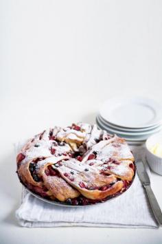 Tripple berry cinnamon swirl bread