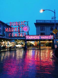 Pike Place Market in Seattle, Washington / photo by Stephanie Wang