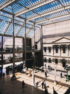 Metropolitan Museum of Art in New York / photo by Alex Elizabeth