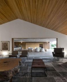 The MM House by Studio MK27 | www.yellowtrace.c...