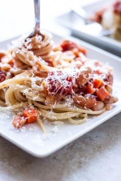 Spaghetti with Cannellini Bean Bolognese | bloggingoverthyme...