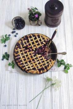 sweet blueberry + garden mint pie
