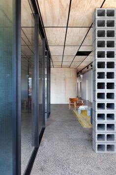 Blackwood Street Bunker by Clare Cousins Architects / Shared Office Space in Melbourne | www.yellowtrace.c...