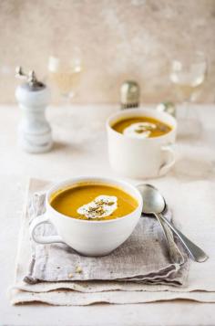 carrot & coriander soup with cumin & orange