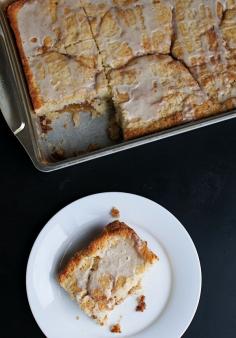 Cinnamon Roll Apple Pie Cake