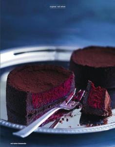 red velvet cheesecake