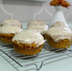 Pumpkin Muffins with Maple Glaze