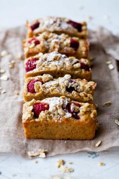 raspberry apple oat streusel