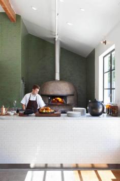 
                        
                            Commune Farmshop Marin | Yellowtrace
                        
                    