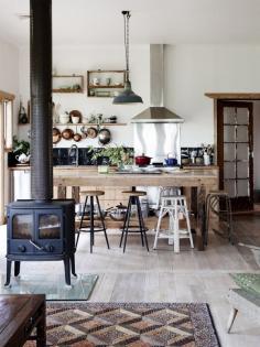The Gippsland farmhouse of Tamsin Carvan of Tamsin’s Table.  Photo – Eve Wilson, production – Lucy Feagins on thedesignfiles.net
